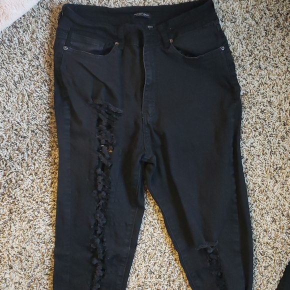 Super Ripped Black Jeans - Picture 1 of 4